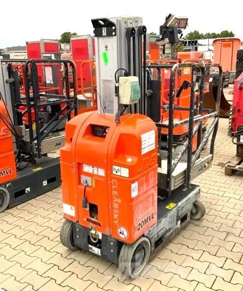 JLG 20 MVL Vertikalūs stiebiniai keltuvai