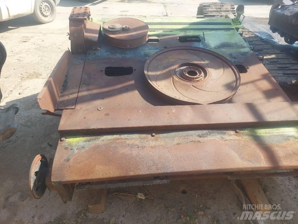 CLAAS Lexion 670 Derliaus nuėmimo kombainų priedai