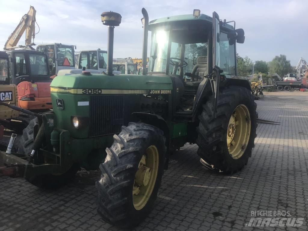 John Deere 3050 4WD Traktoriai
