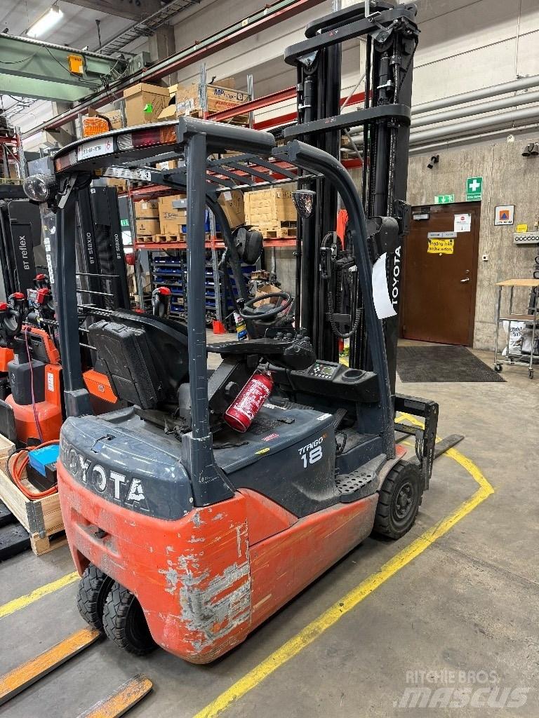 Toyota 8FBEK18T Elektriniai šakiniai krautuvai