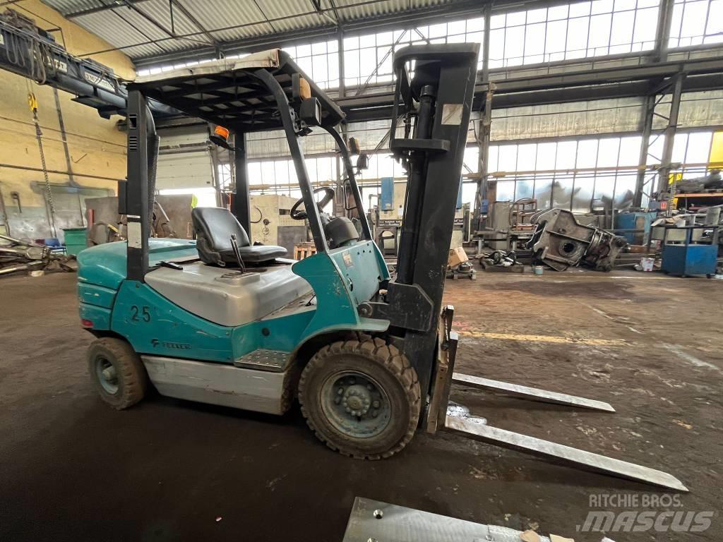 Feeler FD25TCJ Dyzeliniai krautuvai