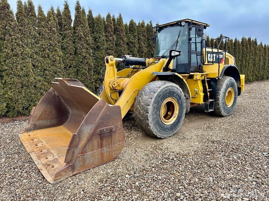 CAT 972 M Naudoti ratiniai krautuvai
