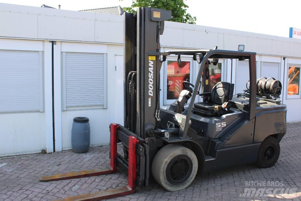 Doosan G 55 C-7 LPG (dujiniai) krautuvai