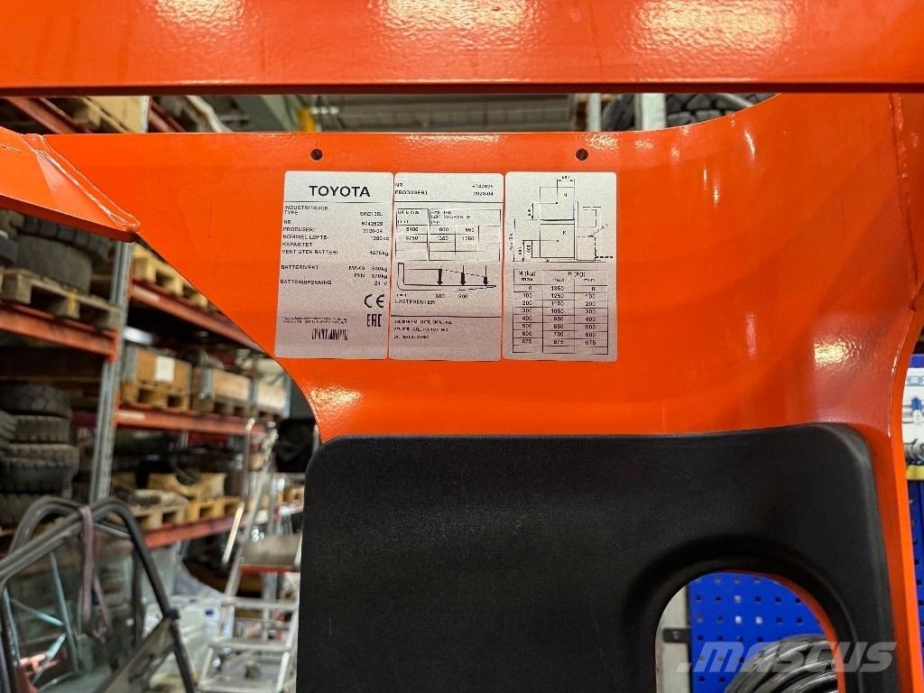 Toyota SRE135L Savaeigiai rietuvai