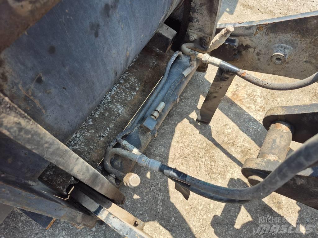 JCB 406 B Naudoti ratiniai krautuvai
