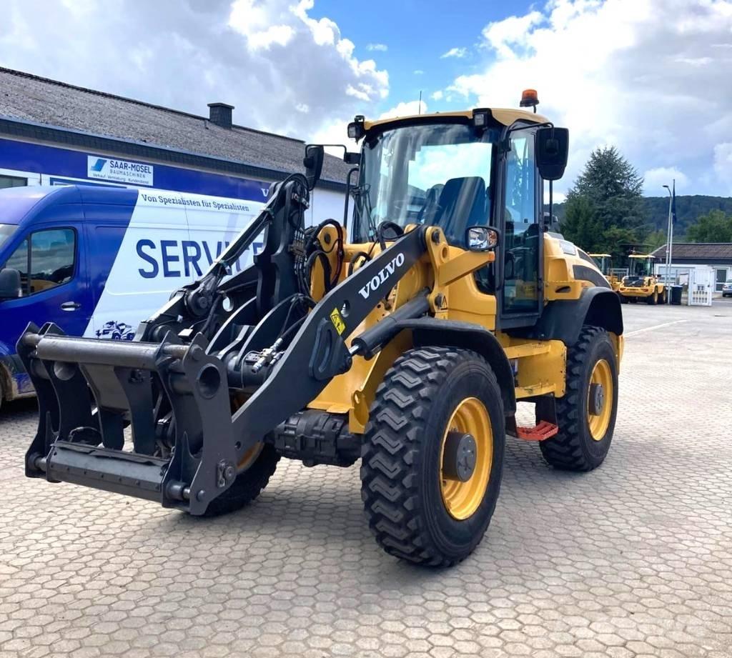 Volvo L 45 H Naudoti ratiniai krautuvai