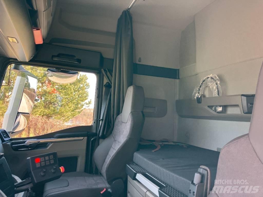 MAN TGX 35.520 Savivarčių priekabų vilkikai