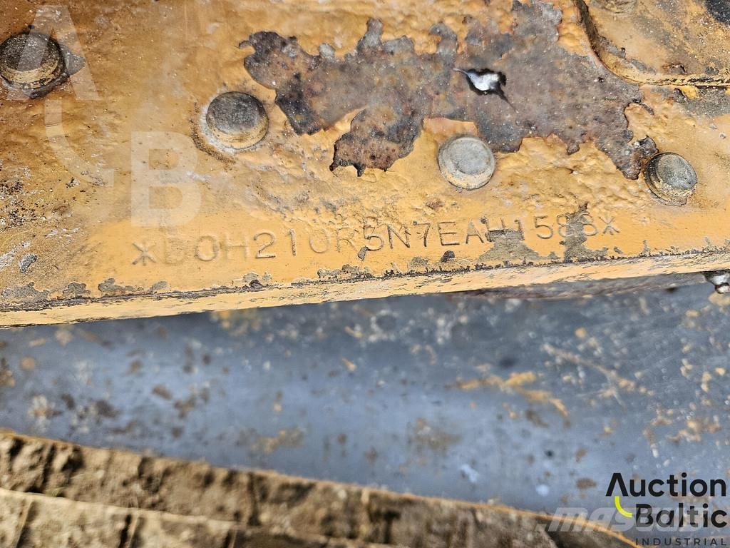 CASE CX 210 B Vikšriniai ekskavatoriai