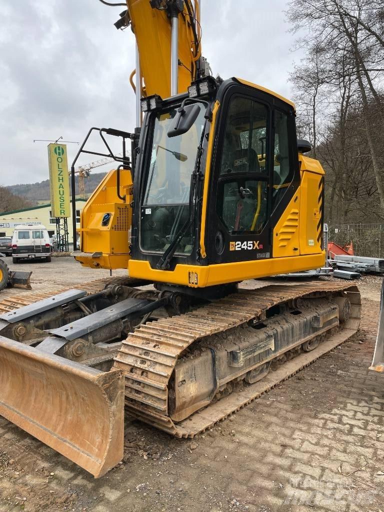 JCB 245 XR Vikšriniai ekskavatoriai