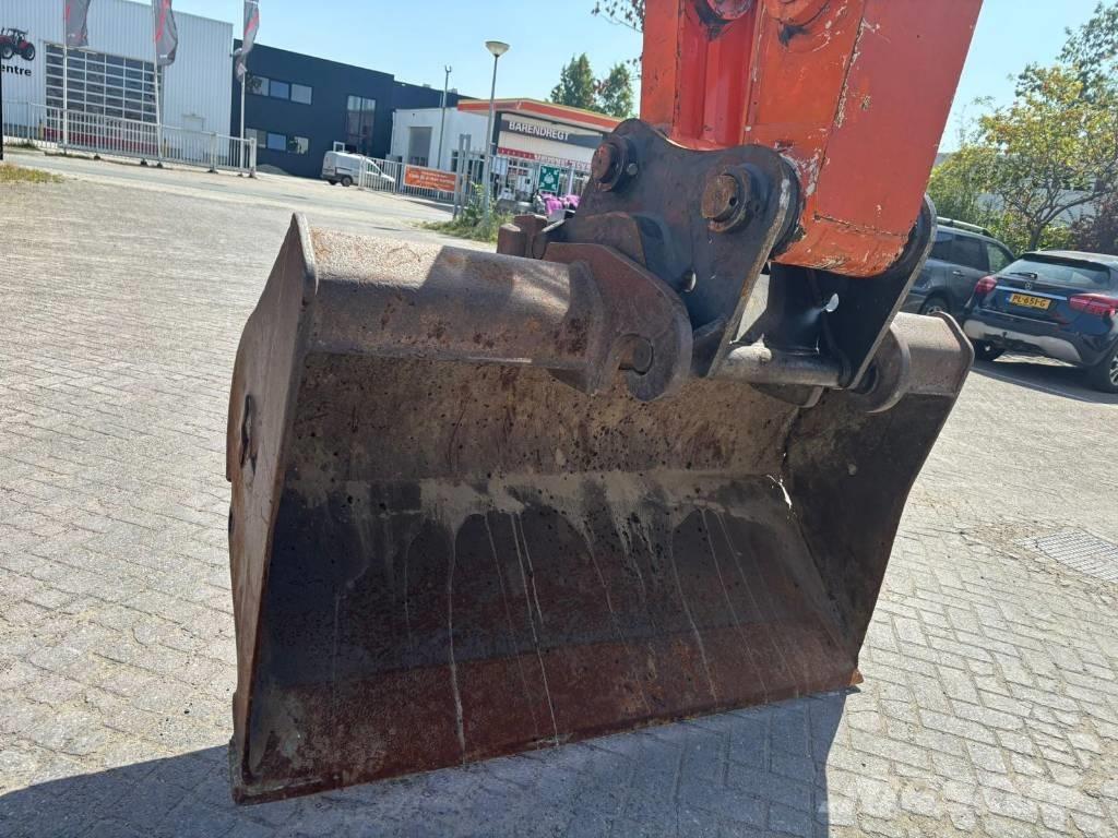 Hitachi ZX 170 W-3 Ratiniai ekskavatoriai