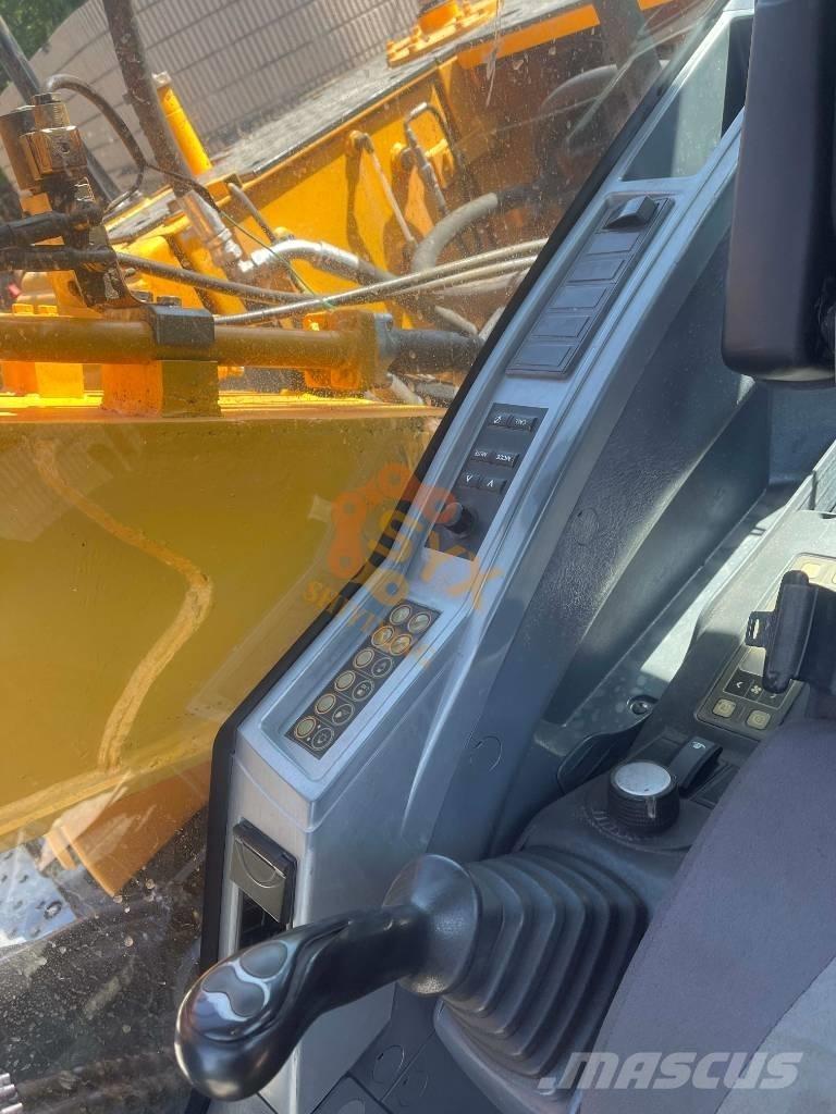 Hyundai 210W-9 Ratiniai ekskavatoriai