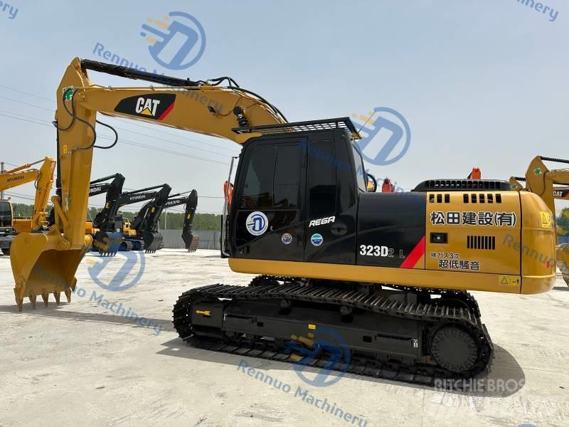 CAT CAT323D2L Vikšriniai ekskavatoriai