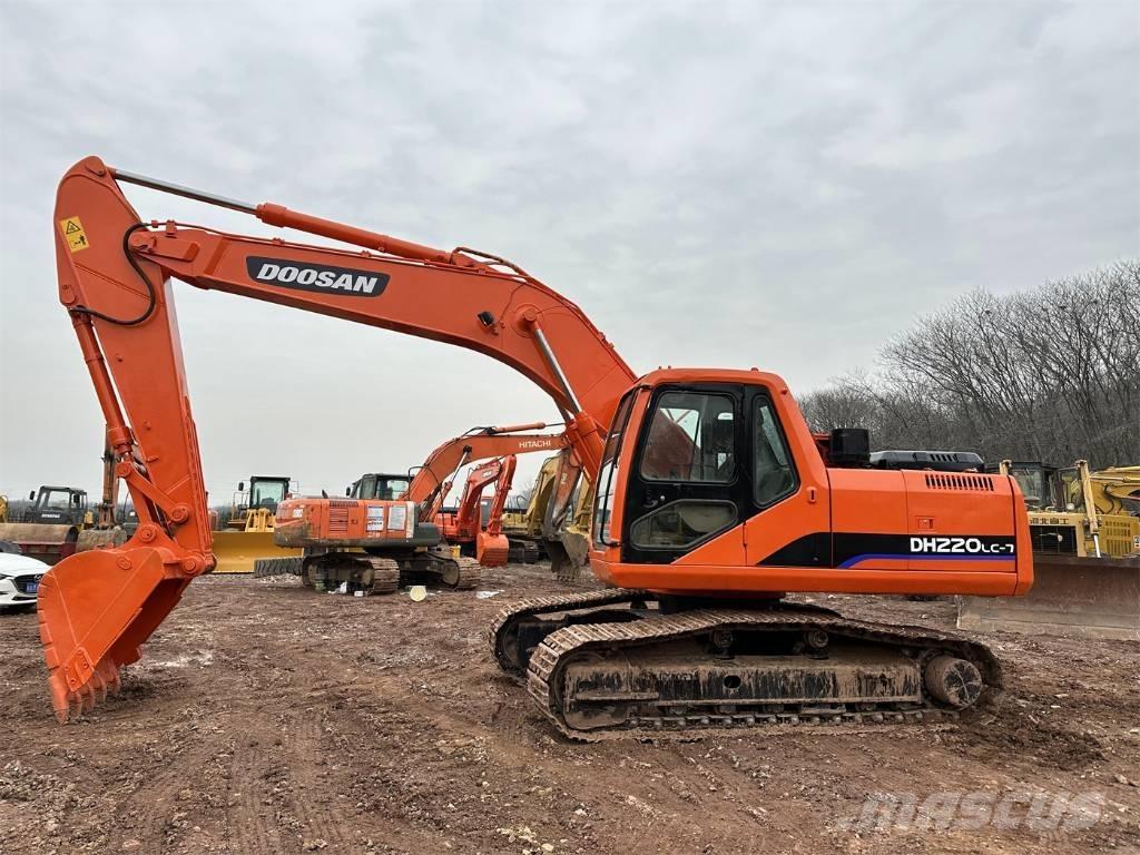 Doosan DH220-7 Vikšriniai ekskavatoriai