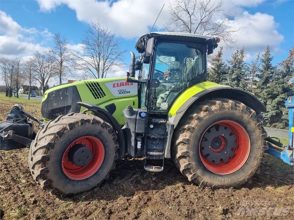 CLAAS Axion 850 Traktoriai