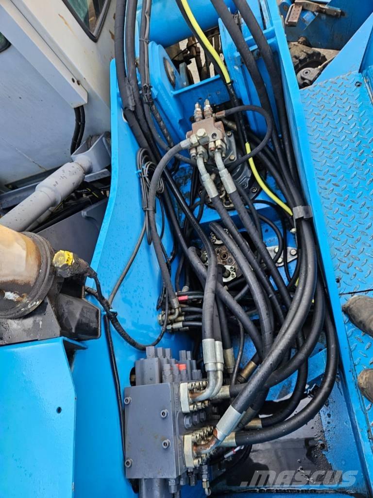 Fuchs MHL 320 D Atliekų / pramoniniai krautuvai