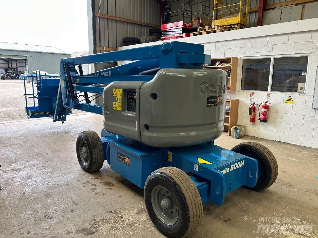 Genie Z45/35J DC Alkūniniai keltuvai
