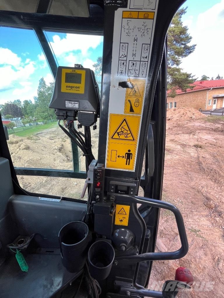 Komatsu PC138US-11 Vikšriniai ekskavatoriai
