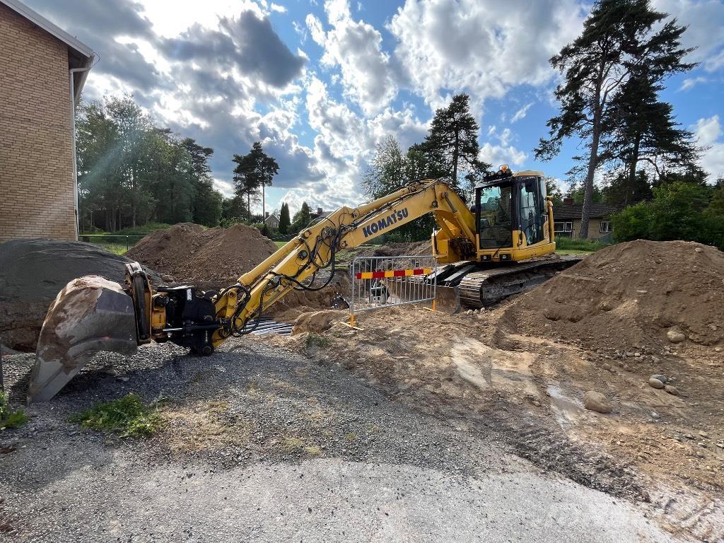 Komatsu PC138US-11 Vikšriniai ekskavatoriai