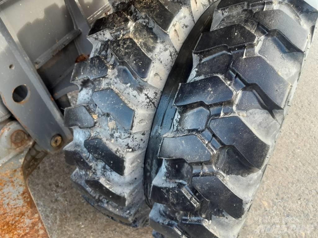 Takeuchi TB 295 W Ratiniai ekskavatoriai