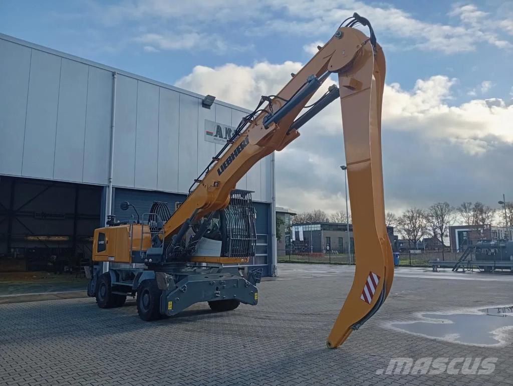 Liebherr LH30 Atliekų / pramoniniai krautuvai