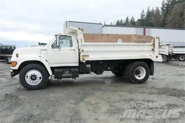 Ford F800 Savivarčių priekabų vilkikai