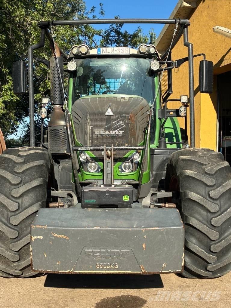 Fendt 933 Vario Traktoriai
