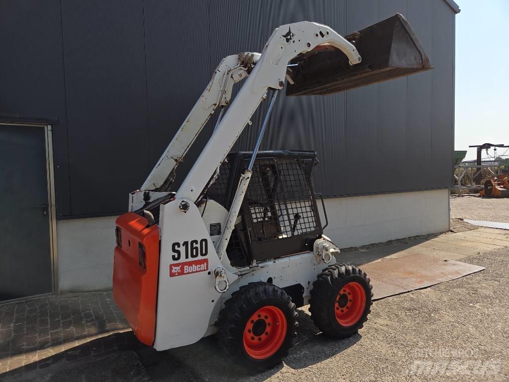 Bobcat S 160 Krautuvai su šoniniu pasukimu