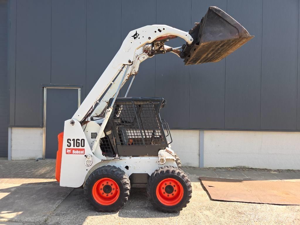 Bobcat S 160 Krautuvai su šoniniu pasukimu