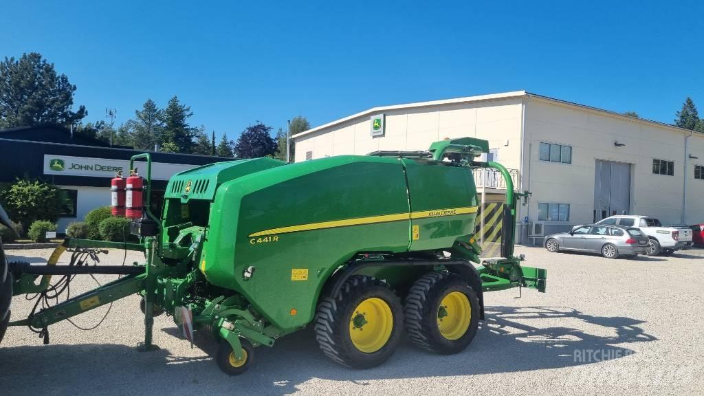 John Deere C441R Ritinių presai
