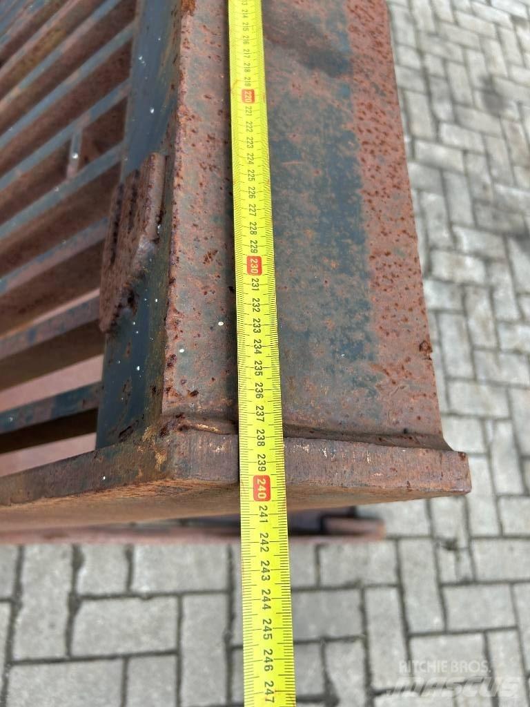 Volvo Puin Bak Atrinkimo kaušai