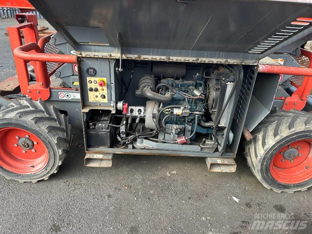 SkyJack SJ 6832 RT Žirkliniai keltuvai