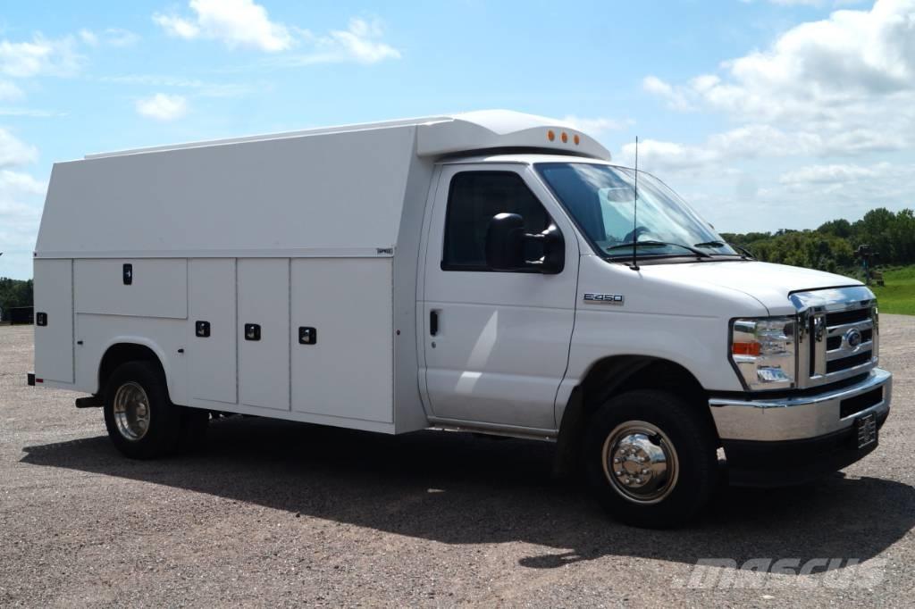 Ford E 450 Pikapai / Bortiniai sunkvežimiai