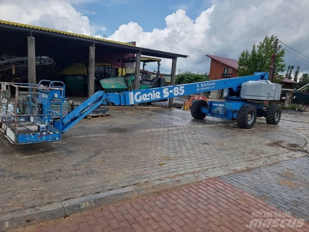 Genie S 85 4X4 Teleskopiniai keltuvai