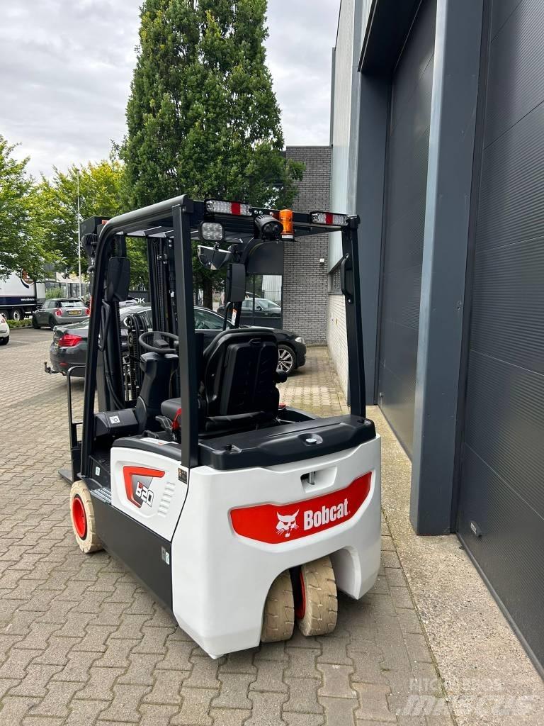 Bobcat B 20 T-7 Plus Elektriniai šakiniai krautuvai