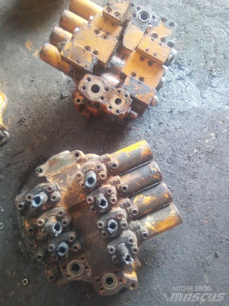 Liebherr R 942 LC Hidraulikos įrenginiai