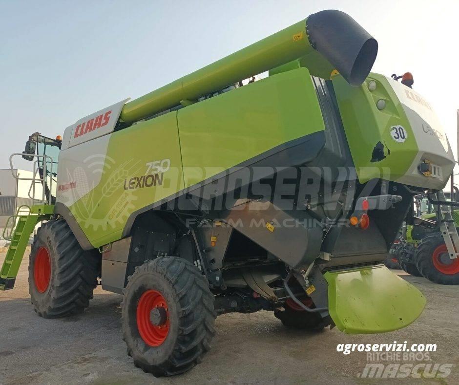 CLAAS Lexion 750 Derliaus nuėmimo kombainai