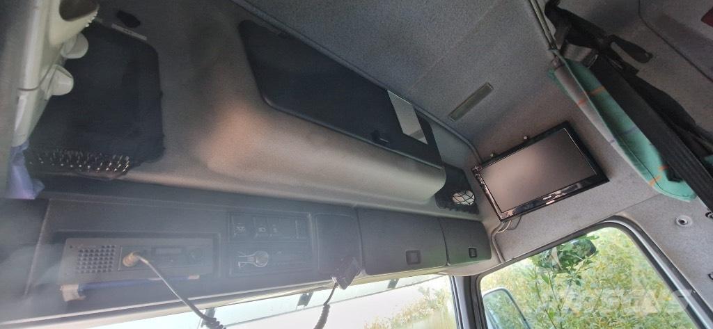 Volvo FH 12 460 Sunkvežimiai su dengtu kėbulu