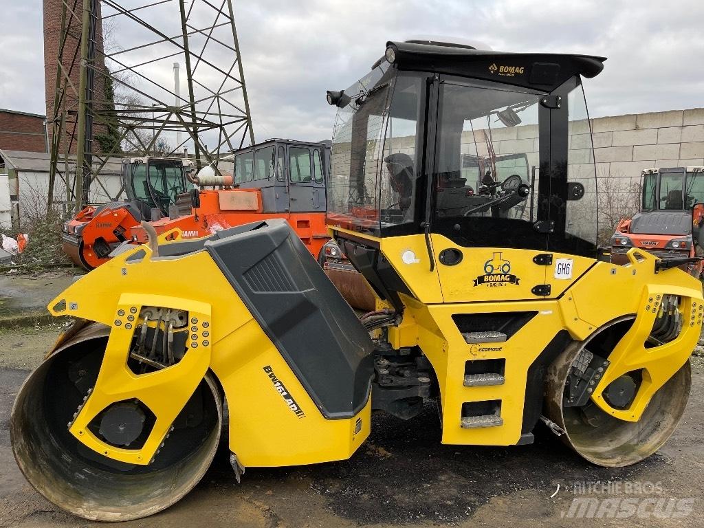 Bomag 161AD-5 Porinių būgnų volai