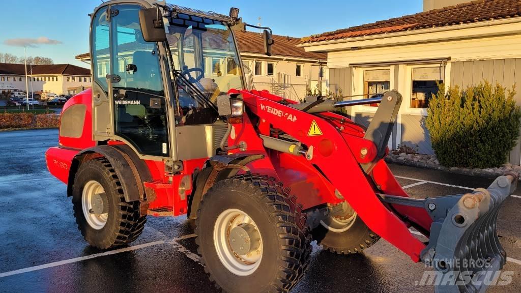 Weidemann 3080 Daugiafunkciniai pakrovėjai