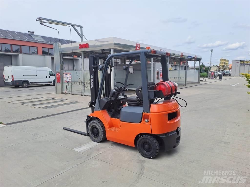 Toyota 7FGF15 LPG (dujiniai) krautuvai