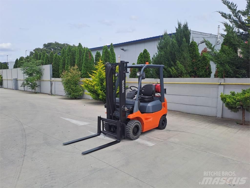 Toyota 7FGF15 LPG (dujiniai) krautuvai