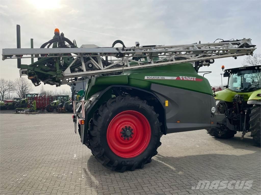 Fendt Rogator 366 Prikabinami purkštuvai