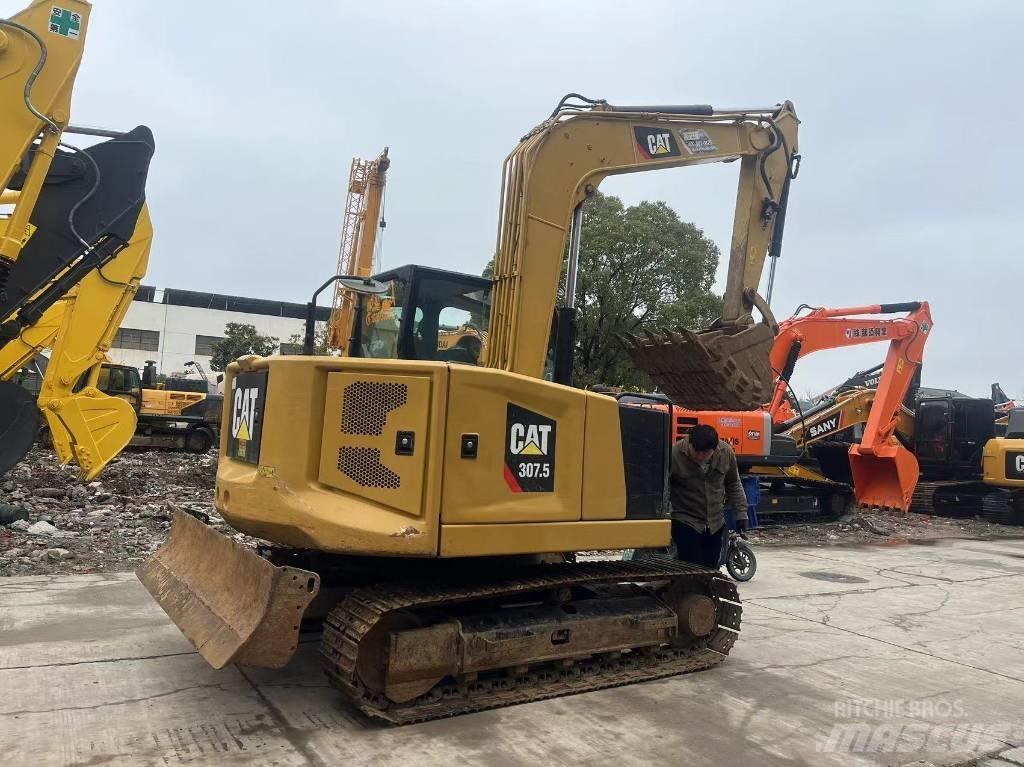 CAT 307.5 Vidutinės galios ekskavatoriai 7-12 t
