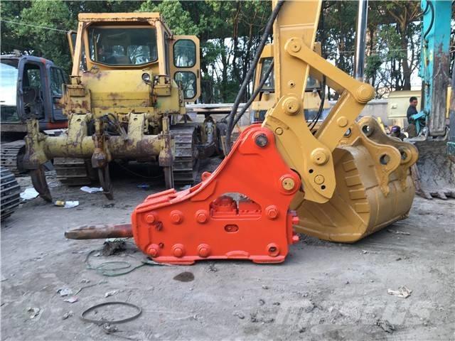 CAT 325 C Vikšriniai ekskavatoriai