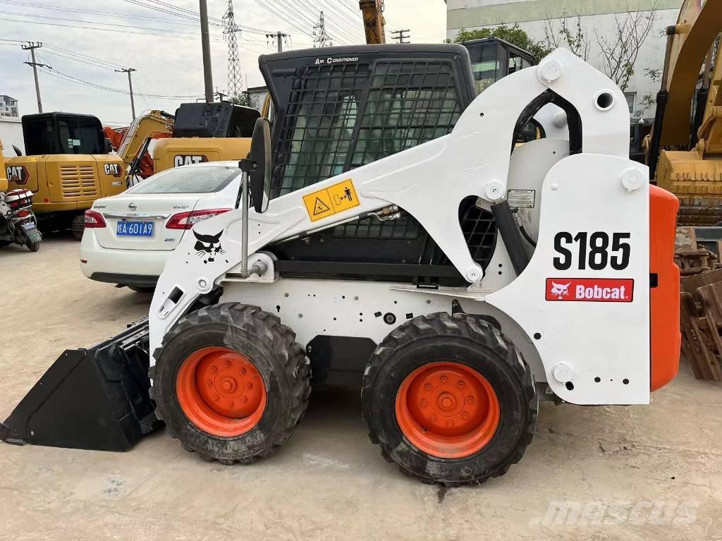 Bobcat S 185 Krautuvai su šoniniu pasukimu