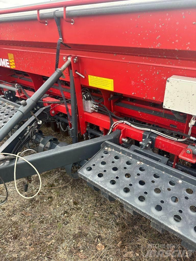 Tume HKL4000 Sėjimo technika