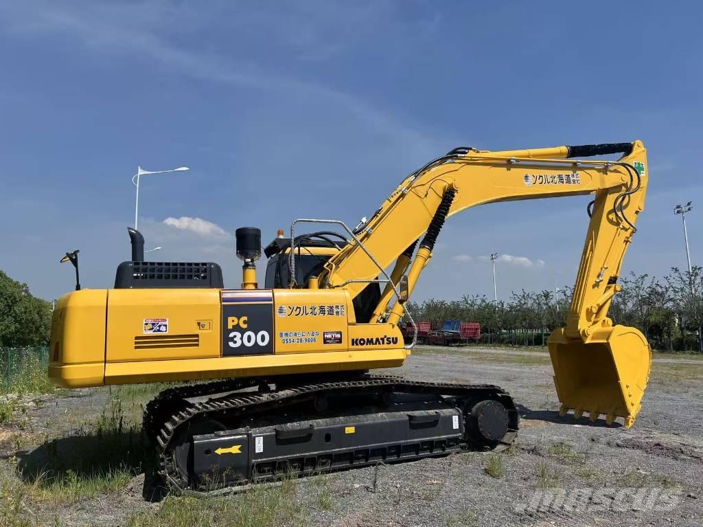 Komatsu PC 300 Vikšriniai ekskavatoriai
