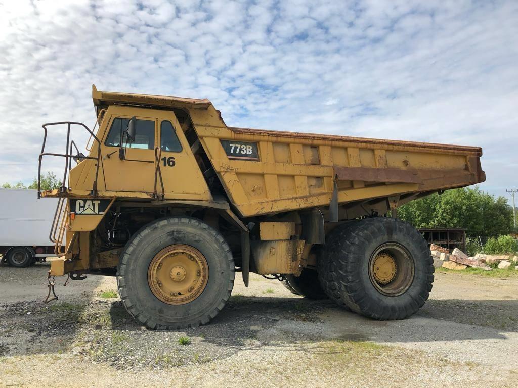 CAT 773 B Atliekų išvežimo technika