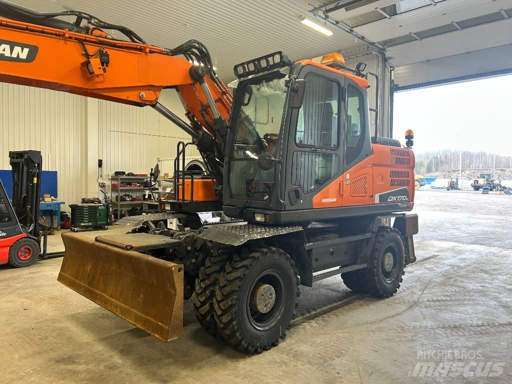 Doosan DX170W-5 Ratiniai ekskavatoriai