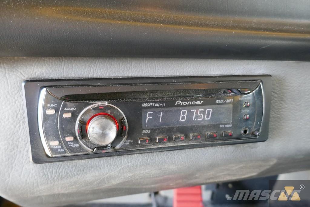 CAT 772 Atliekų išvežimo technika